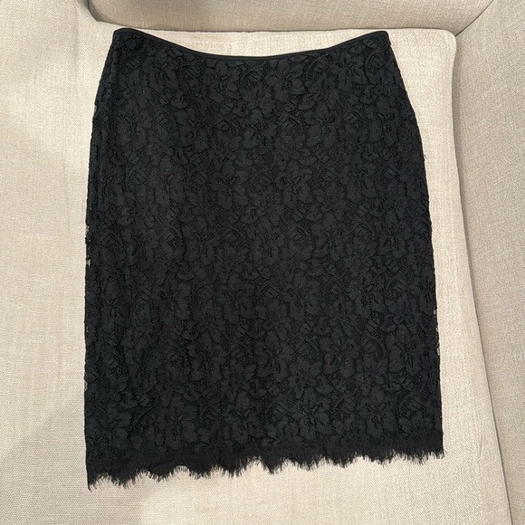 DVF Black Lace Pencil Skirt - Picture 1 of 4